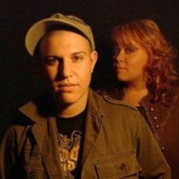 God-Des & She - Lick It (Explicit)