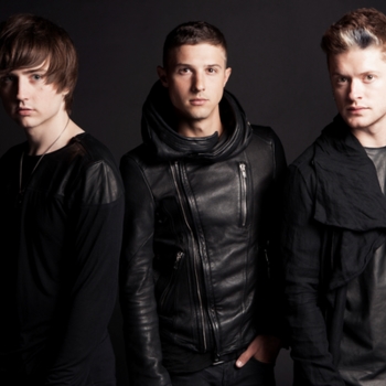 Hot Chelle Rae - Jingle Bell Rock