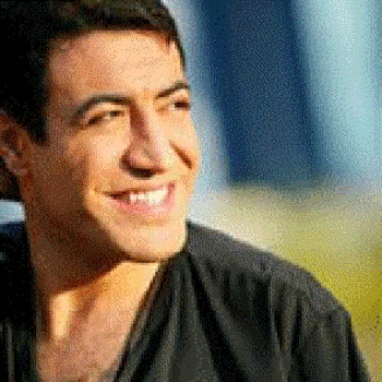 Hakan Altun - Aglamak Yok Yuregim (Песня из сериала "Новая невеста / Yeni Gelin")