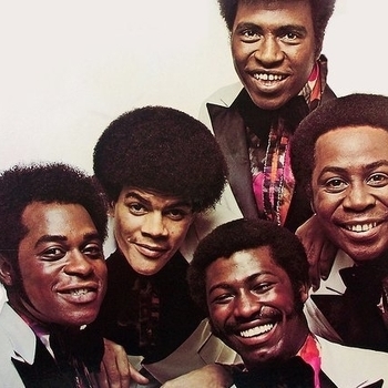 Harold Melvin & The Blue Notes - You Know How To Make Me Feel So Good