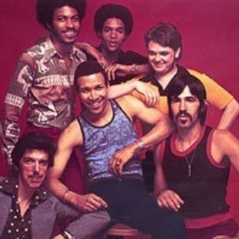 Heatwave - The Groove Line (Disco Version) (Мелодия из сериала "Хулиганы и ботаны / Freaks and Geeks")