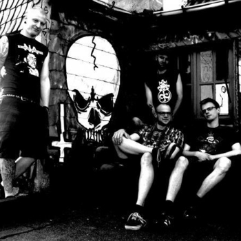 Hyena - Guerras