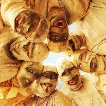 Here Come the Mummies - Goodbye Curious