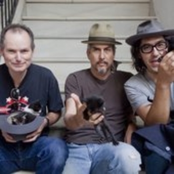 Howe Gelb & A Band of Gypsies - Broken Bird & The Ghost River
