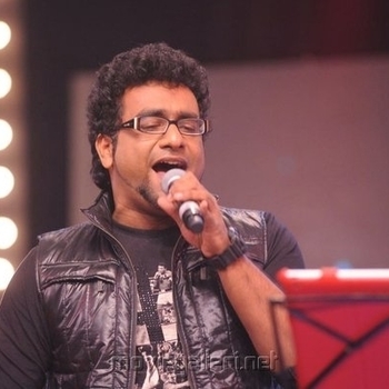 Allah Rakha Rahman and Haricharan, Shashaa Tirupati - Aye Mr. Minor! (Kaaviyathalaivan 2014)