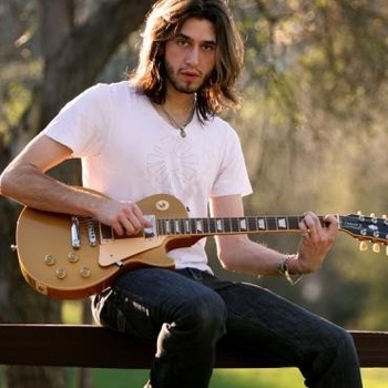 Jono Brown, Jaco Caraco - When The Good Go Bad