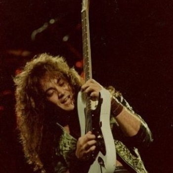 Jake E. Lee - I'll be Creepin