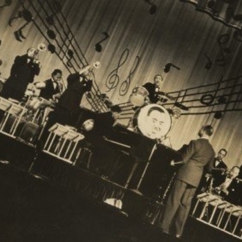 Jimmie Lunceford and his Orchestra - `tain`t What You Do