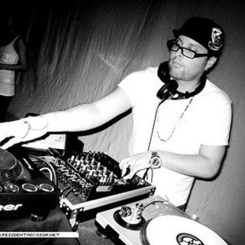 James Teej, Richie Hennessey - Disclosure (Original Mix)