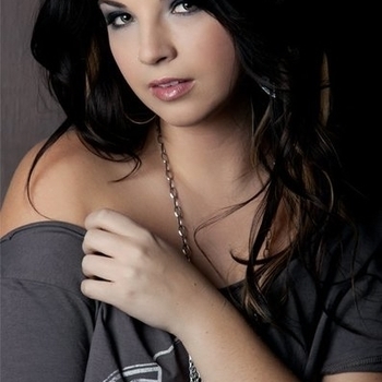 Jess Moskaluke & Julia Sheer - We Are Never Ever Getting Back Together