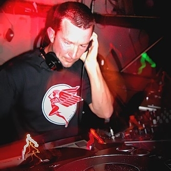 Jon Bishop - I'm In Control (Club Caviar Mix)