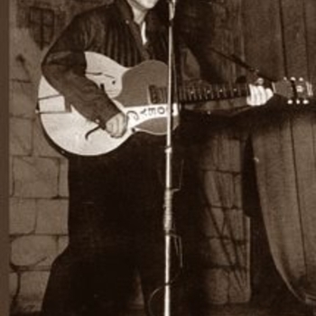 Joey Castle - Come A Little Closer Baby