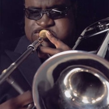 Jeff Bradshaw - Looking For Love