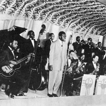 Jay McShann and His Orchestra - Hootie Blues