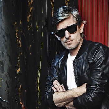 Kavinsky and Cautious Clay - Renegade (Single 2022)