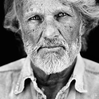 Kris Kristofferson - Help Me Make It Through The Night