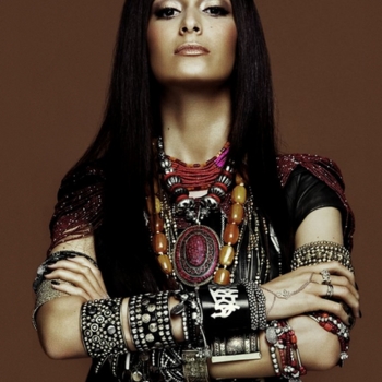 Kenza Farah - Je me bats