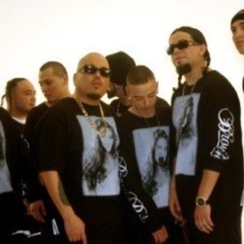 Kumbia Kings - La Cucaracha (Feat. DJ Laz & Pit Bull)
