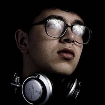 Kid Kaio & Lucky Charmes - This Sound Is (Homework Sound Bootcut)