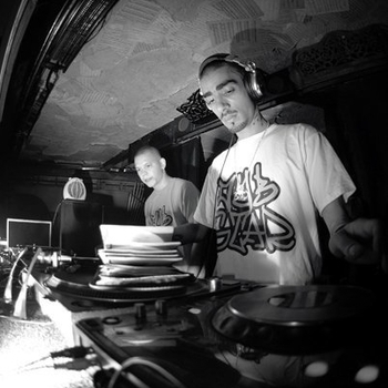 Kromestar & Jay 5ive - Free World