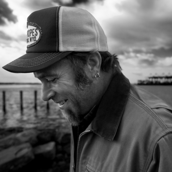 Kelly Joe Phelps - The Black Crow Keeps Flying