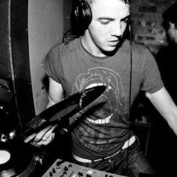 Loz Contreras - Sarajevo (Blackmill Remix)