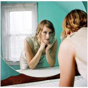 Laura Gibson - La Grande