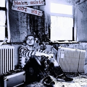 Luiz B - Hidden Beauty (Not Okay Remix)