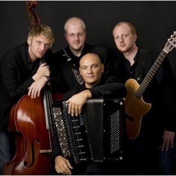 Los Cuatro De La Sala - Tango Por Cuatro