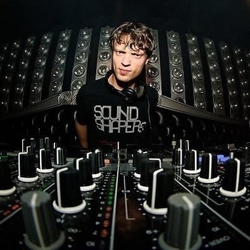 Mays - Never Stop Smiling (Original Mix) (Single 2011)