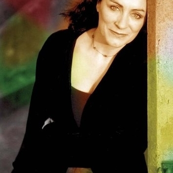 Mary Black - Past the Point of Rescue