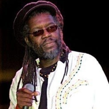Macka B - Legalize the Herb