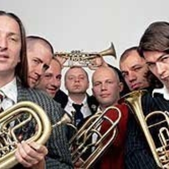 Mnozil Brass - My Bonnie Lies over the Ocean