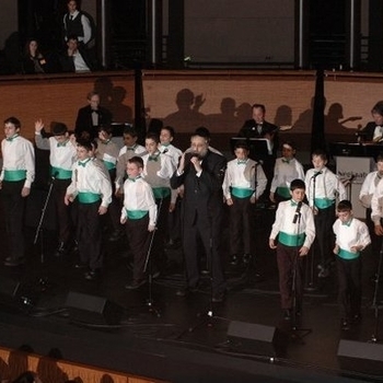 Miami Boys Choir - Lift Up Ur Candle