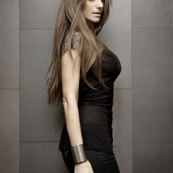 Myon & Shane 54 feat. Aruna - Helpless (Alexander Popov Remix)