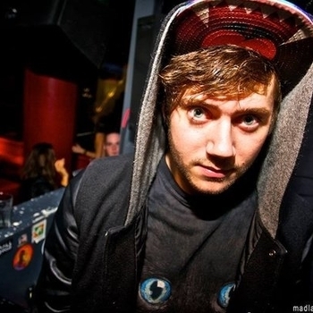 MUST DIE! & CRNKN - Tokyo Police (Diamond Pistols Remix)
