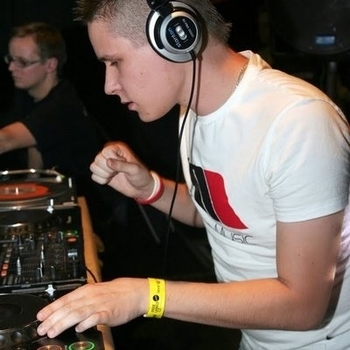 Mike Wind - Emphased Reality (March 2009 Promo Mix)