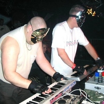 Masters Of Noise Vs Re-Style Feat. MC Tha Watcher - No Holding Back