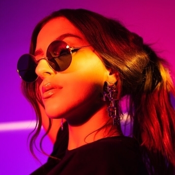 Njomza and Devault, Bipolar Sunshine - Stay