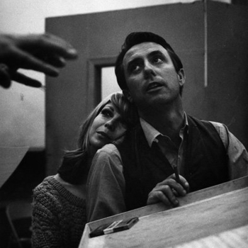 Nancy Sinatra  and Lee Hazlewood - Some Velvet Morning [s01ep05] (музыка из сериала "Мистер Робот" / "Mr. Robot")