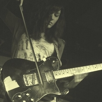 Noveller - Entering