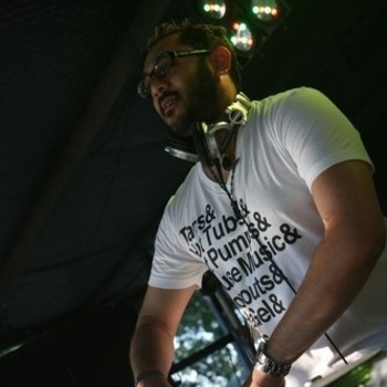 Omair Mirza - High Roller