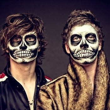 Slayyyter and Peking Duk - Honest