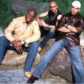 Reel 2 Real - Mueve la Cadera (Move Your Body)