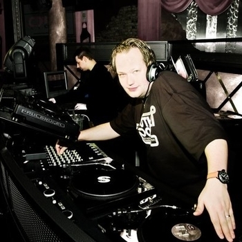 Paul Brugel - The O For Orlando (Kick That Bass) (Extended Club Mix)