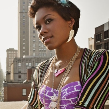 Priscilla Renea - Doll House  LYRICS