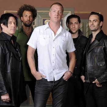 Queens of the Stone Age - Christian Brothers