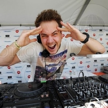 Alvaro feat Quintino - Can You Feel It (Single 2010)
