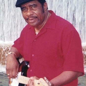 Roy Roberts - Comin' Thru the Back Door