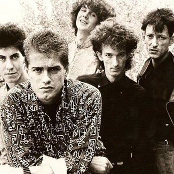 Radio Futura - Enamorado De La Moda Juvenil